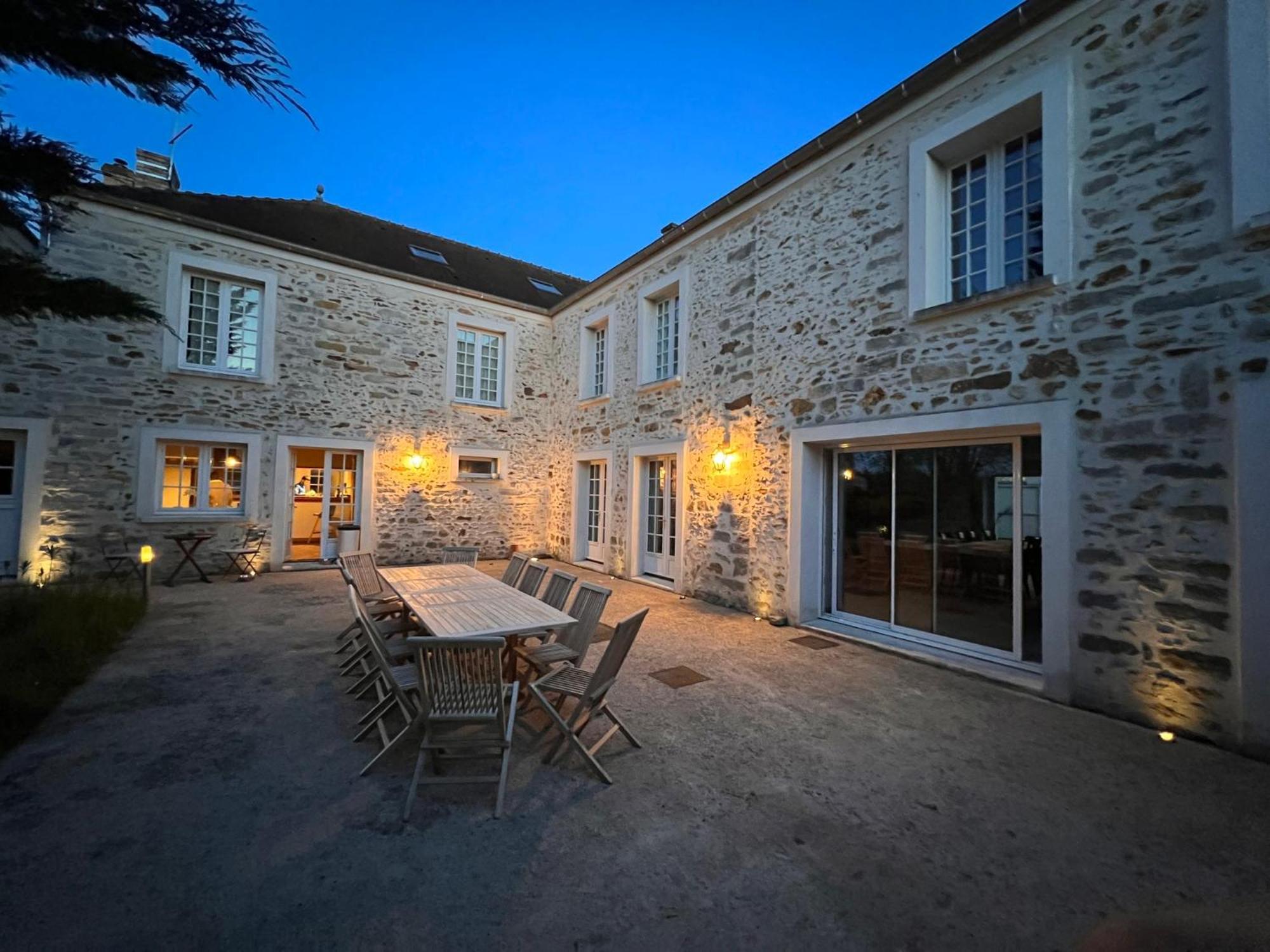 Le Domaine De Brie Homestay